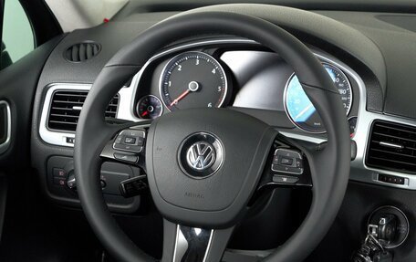 Volkswagen Touareg III, 2011 год, 2 039 000 рублей, 9 фотография