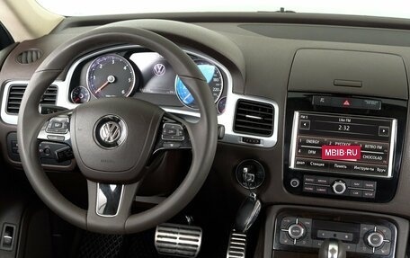 Volkswagen Touareg III, 2011 год, 2 079 000 рублей, 19 фотография