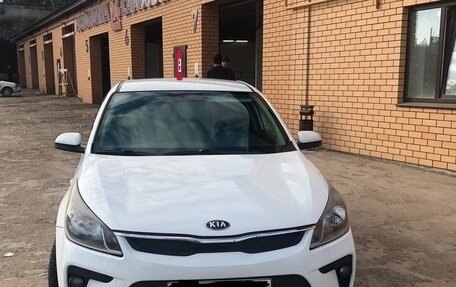 KIA Rio IV, 2017 год, 1 фотография