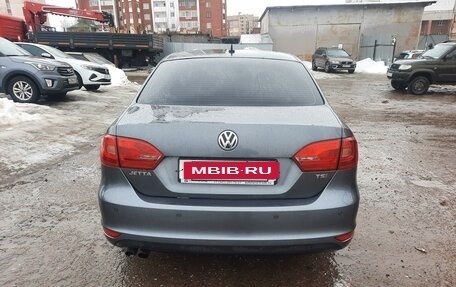 Volkswagen Jetta VI, 2011 год, 999 999 рублей, 6 фотография