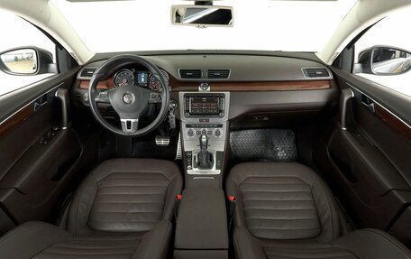 Volkswagen Passat B7, 2013 год, 1 449 000 рублей, 10 фотография