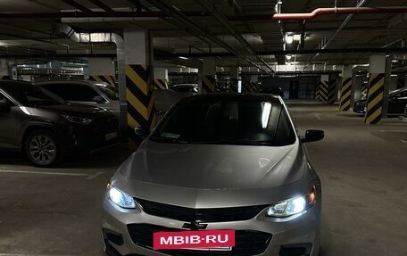Chevrolet Malibu IX, 2018 год, 1 490 000 рублей, 2 фотография