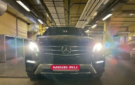 Mercedes-Benz M-Класс, 2015 год, 3 500 000 рублей, 2 фотография