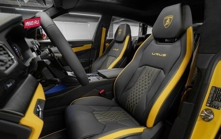 Lamborghini Urus I, 2024 год, 52 000 000 рублей, 32 фотография