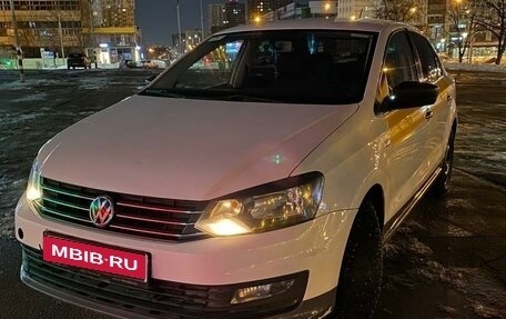 Volkswagen Polo VI (EU Market), 2017 год, 900 000 рублей, 1 фотография