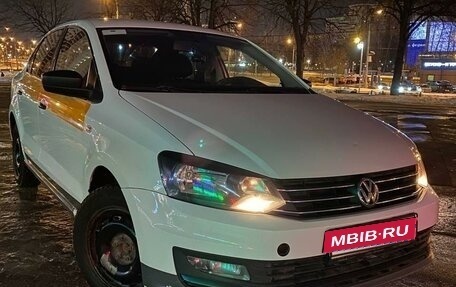 Volkswagen Polo VI (EU Market), 2017 год, 900 000 рублей, 5 фотография