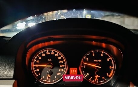 BMW 3 серия, 2011 год, 1 300 000 рублей, 13 фотография