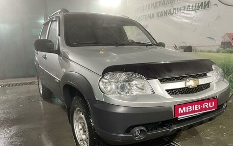 Chevrolet Niva I рестайлинг, 2012 год, 612 999 рублей, 6 фотография