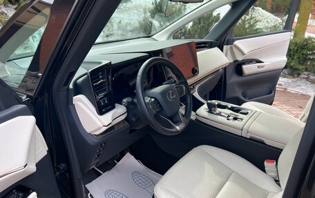 Lexus LM, 2023 год, 24 500 000 рублей, 23 фотография