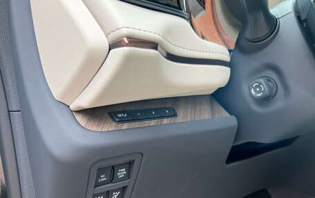 Lexus LM, 2023 год, 24 500 000 рублей, 22 фотография