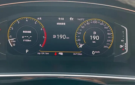Volkswagen Tiguan II, 2021 год, 2 070 000 рублей, 12 фотография