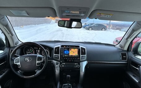 Toyota Land Cruiser 200, 2013 год, 4 200 000 рублей, 10 фотография