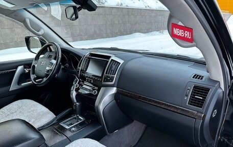 Toyota Land Cruiser 200, 2013 год, 4 200 000 рублей, 9 фотография