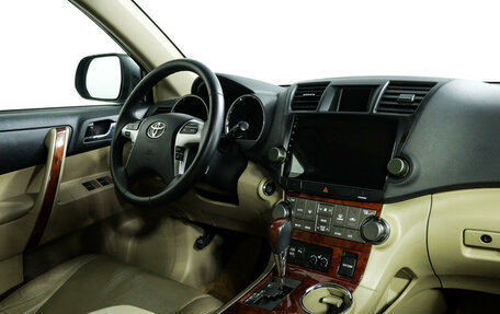 Toyota Highlander III, 2012 год, 2 692 000 рублей, 9 фотография