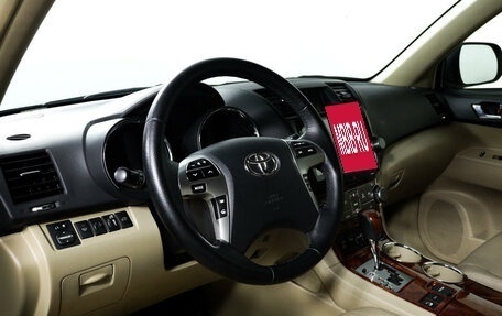 Toyota Highlander III, 2012 год, 2 692 000 рублей, 13 фотография