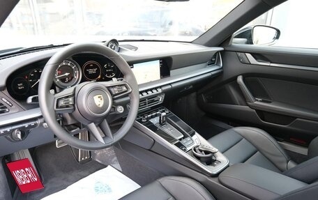 Porsche 911, 2023 год, 23 450 000 рублей, 10 фотография