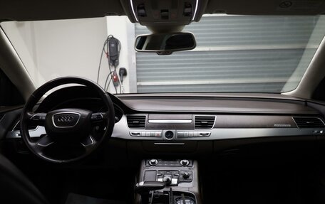 Audi A8, 2011 год, 1 700 000 рублей, 8 фотография