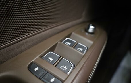 Audi A8, 2011 год, 1 700 000 рублей, 25 фотография