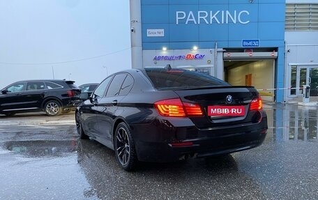 BMW 5 серия, 2015 год, 2 350 000 рублей, 2 фотография