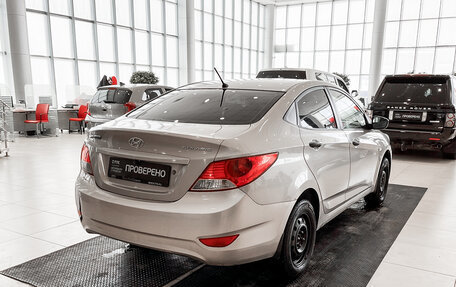 Hyundai Solaris II рестайлинг, 2011 год, 676 000 рублей, 5 фотография