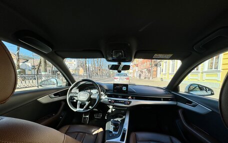 Audi A4, 2016 год, 2 500 000 рублей, 19 фотография