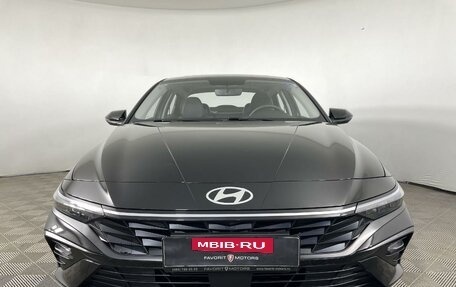 Hyundai Elantra, 2023 год, 2 430 000 рублей, 2 фотография