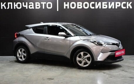 Toyota C-HR I рестайлинг, 2019 год, 2 180 000 рублей, 3 фотография