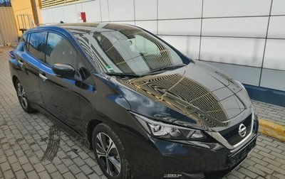 Nissan Leaf II, 2021 год, 3 100 000 рублей, 1 фотография