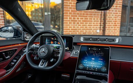 Mercedes-Benz S-Класс AMG, 2023 год, 33 500 000 рублей, 25 фотография