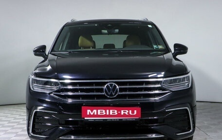 Volkswagen Tiguan II, 2022 год, 4 600 000 рублей, 2 фотография