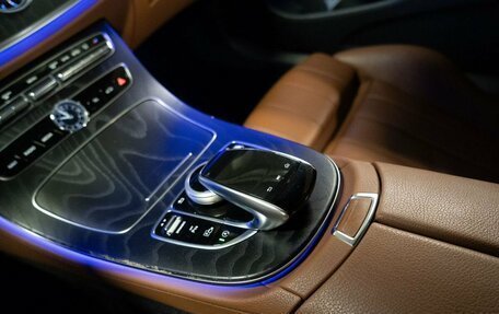 Mercedes-Benz E-Класс, 2020 год, 5 050 000 рублей, 34 фотография