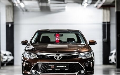 Toyota Camry, 2018 год, 2 700 000 рублей, 3 фотография