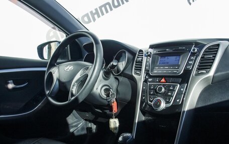 Hyundai i30 II рестайлинг, 2013 год, 1 221 000 рублей, 13 фотография