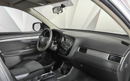 Mitsubishi Outlander III рестайлинг 3, 2012 год, 1 147 000 рублей, 9 фотография