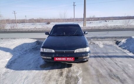Toyota Carina, 1992 год, 189 000 рублей, 3 фотография