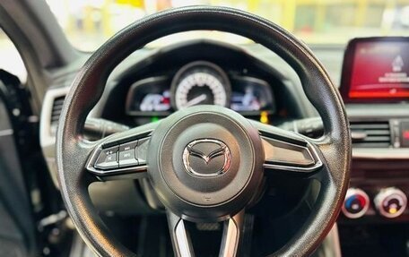 Mazda CX-4, 2019 год, 1 850 000 рублей, 9 фотография