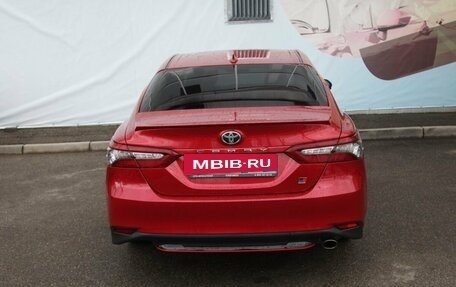 Toyota Camry, 2021 год, 3 340 000 рублей, 4 фотография