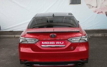 Toyota Camry, 2021 год, 4 150 000 рублей, 4 фотография