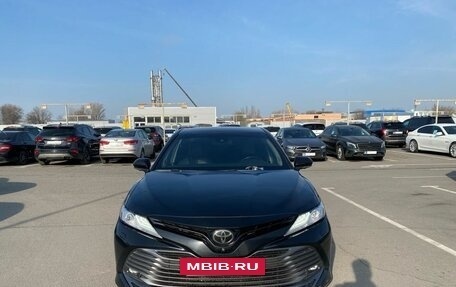 Toyota Camry, 2020 год, 3 420 000 рублей, 2 фотография