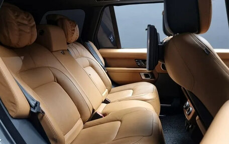 Land Rover Range Rover IV рестайлинг, 2020 год, 9 980 666 рублей, 10 фотография
