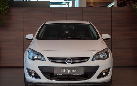 Opel Astra J, 2013 год, 1 350 000 рублей, 5 фотография