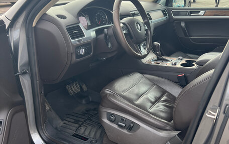 Volkswagen Touareg III, 2013 год, 2 690 000 рублей, 8 фотография