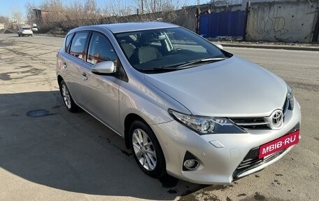 Toyota Auris II, 2013 год, 1 590 000 рублей, 9 фотография