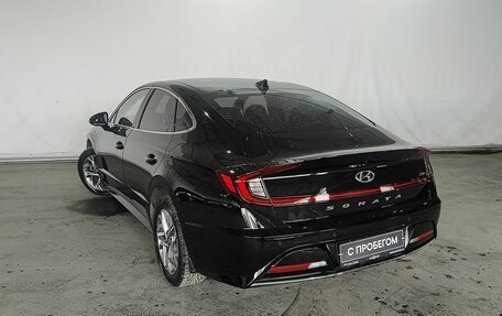 Hyundai Sonata VIII, 2019 год, 2 600 000 рублей, 4 фотография