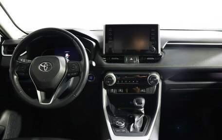 Toyota RAV4, 2020 год, 3 780 000 рублей, 11 фотография