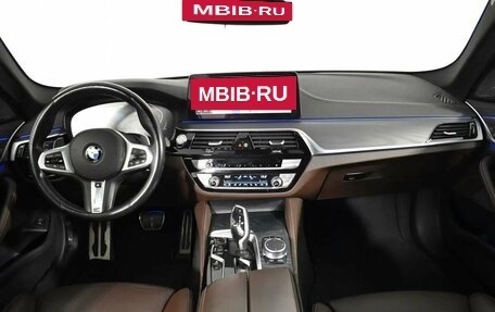 BMW 5 серия, 2020 год, 5 590 000 рублей, 10 фотография