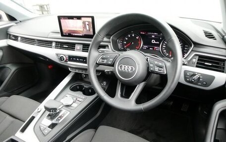 Audi A4, 2019 год, 1 498 800 рублей, 6 фотография