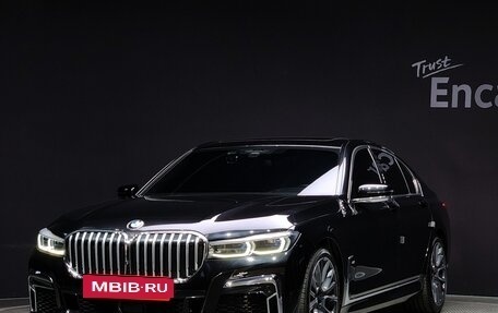 BMW 7 серия, 2021 год, 8 140 000 рублей, 2 фотография