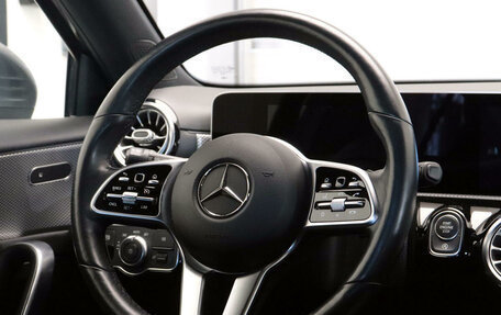 Mercedes-Benz A-Класс, 2018 год, 2 997 000 рублей, 12 фотография