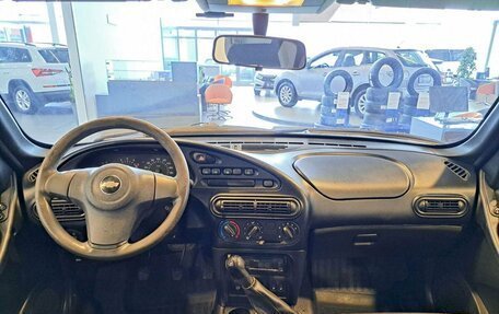 Chevrolet Niva I рестайлинг, 2016 год, 911 000 рублей, 14 фотография